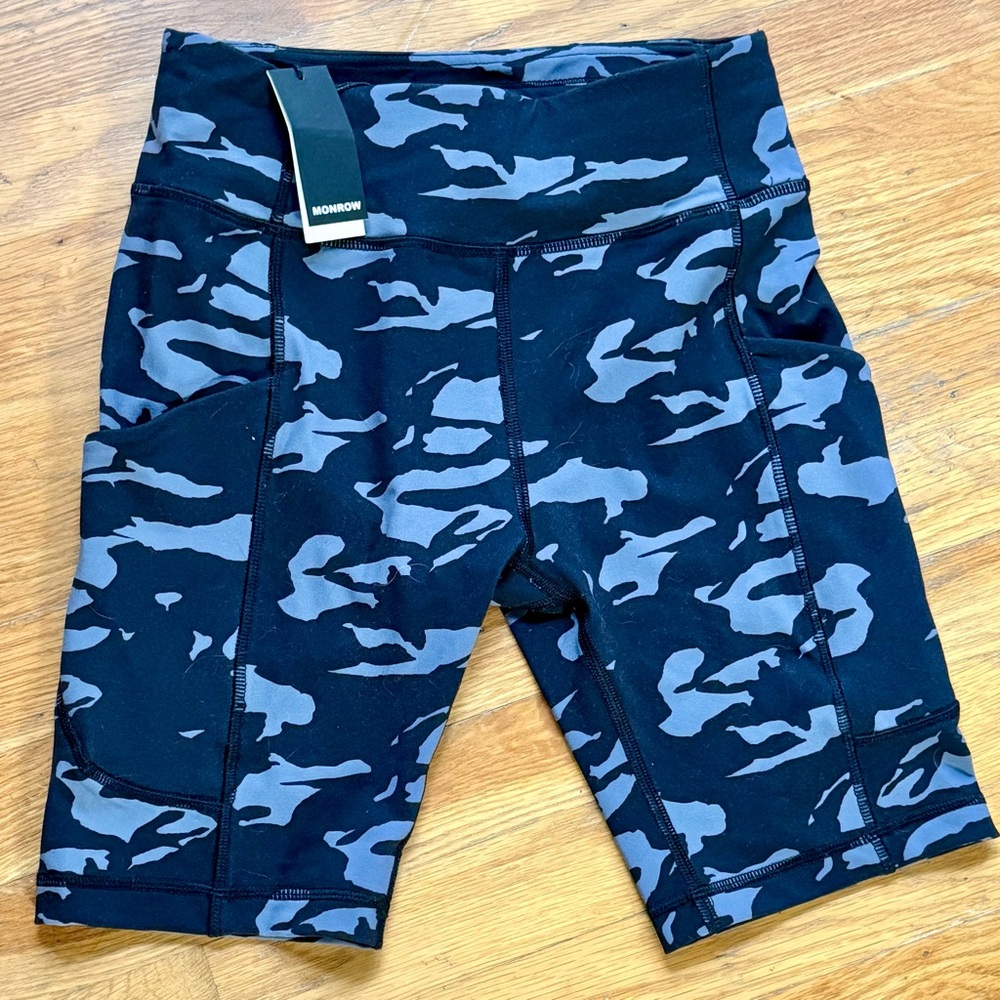 NWT Monrow Black & Gray Camo High-Rise Shorts, Size S